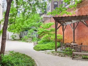 520 West 23rd Street 14D, New York NY 10011