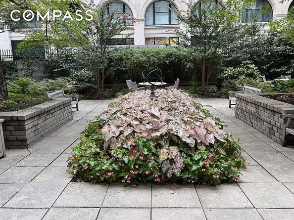 70 East 10th Street 2P, New York NY 10003
