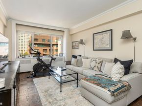 25 Sutton Place S 20J, New York NY 10022
