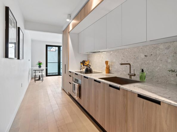 181 East 101st Street 8022, New York NY 10029