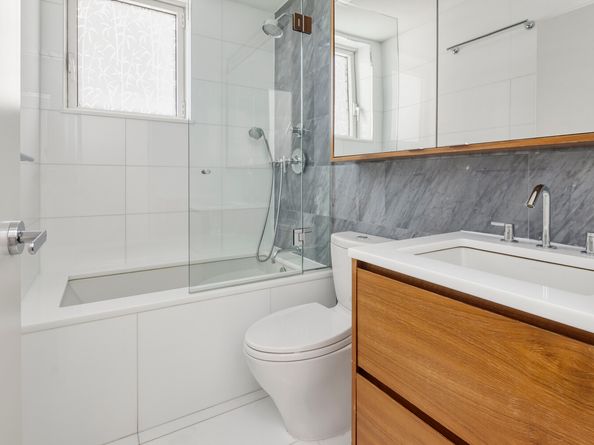 301 West 53rd Street 13E, New York NY 10019