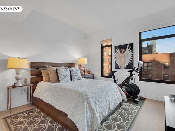 212 West 95th Street 6A, New York NY 10025