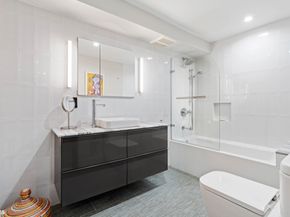 7 East 129th Street TWHSE, New York NY 10035