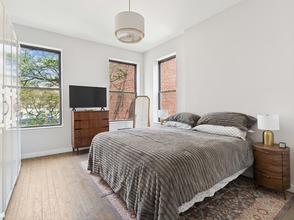 7 East 129th Street TWHSE, New York NY 10035