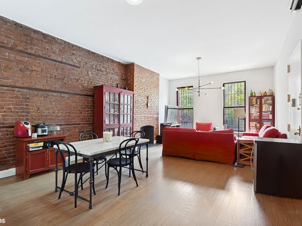 7 East 129th Street TWHSE, New York NY 10035