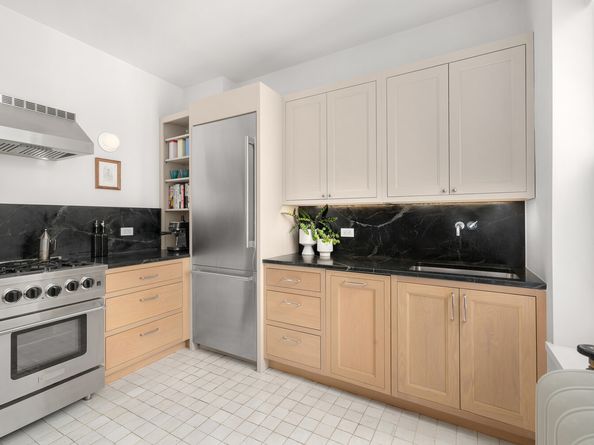 416 Ocean Avenue 50, Brooklyn NY 11226