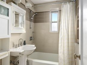 220 Congress Street 4E, Brooklyn NY 11201