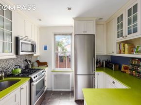 220 Congress Street 4E, Brooklyn NY 11201