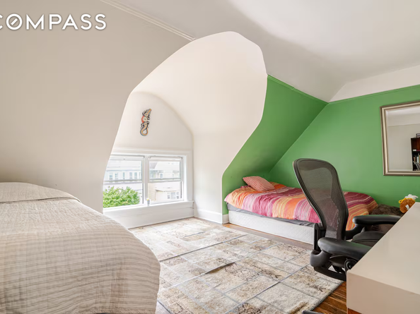 375 East 7th Street, Brooklyn NY 11218