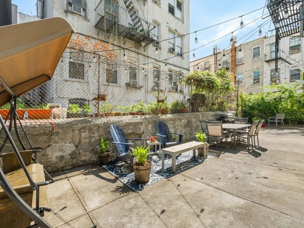 671 47th Street 3D, Brooklyn NY 11220