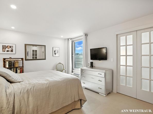 1 5th Avenue 16A, New York NY 10003