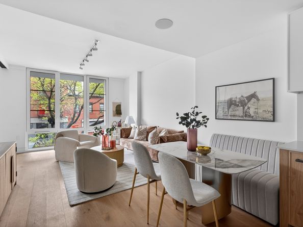 1110 Manhattan Avenue 2, Brooklyn NY 11222