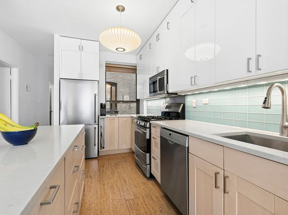 305 West 98th Street 3EN, New York NY 10025