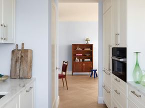 400 East 84th Street 24D, New York NY 10028