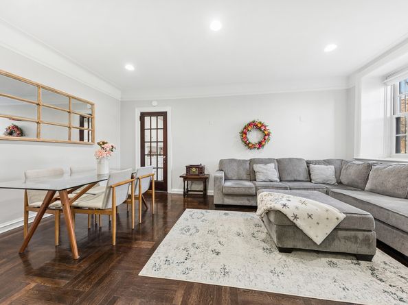 3814 Johnson Avenue E, Bronx NY 10463