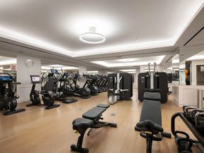400 5th Avenue 46AB, New York NY 10018