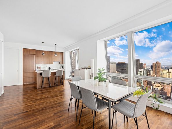 400 5th Avenue 46AB, New York NY 10018