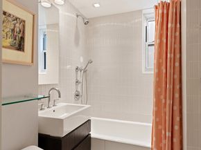 11 West 69th Street 6CD, New York NY 10023