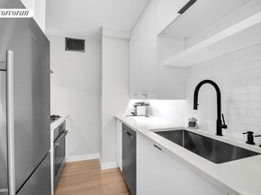 205 3rd Avenue 5V, New York NY 10003