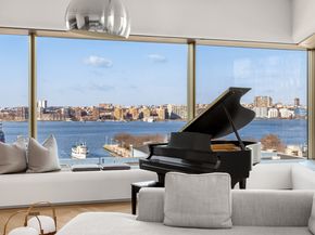 551 West 21st Street 7A, New York NY 10011