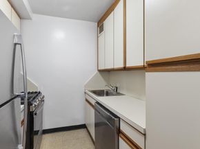 30 West 60th Street 10S, New York NY 10023
