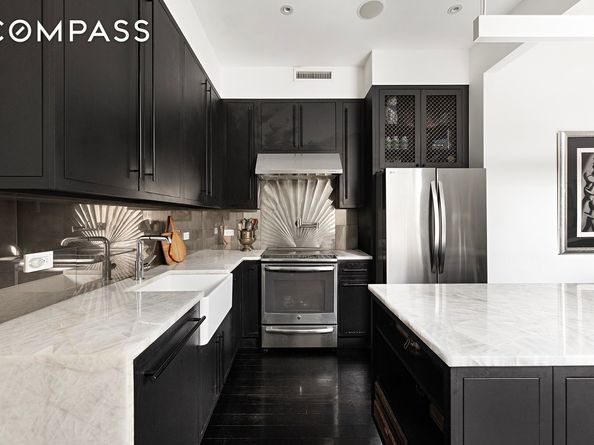 10 East 18th Street 7N, New York NY 10003