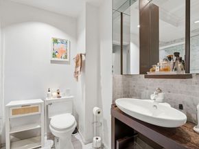 315 East 72nd Street 8D, New York NY 10021