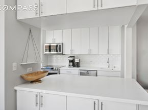 300 East 54th Street 29H, New York NY 10022