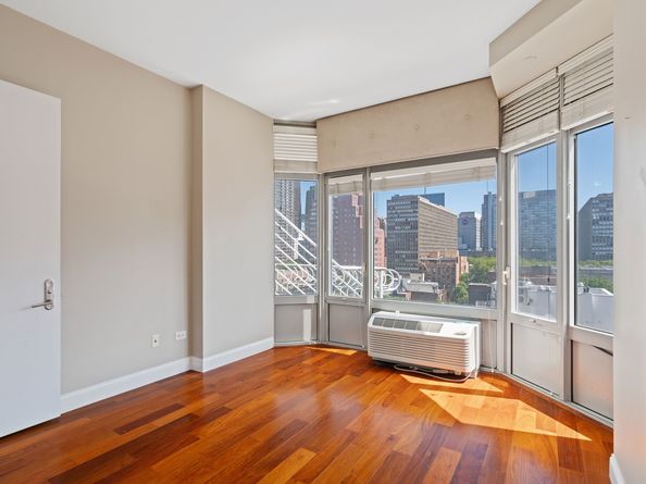 200 East 32nd Street 9B, New York NY 10016