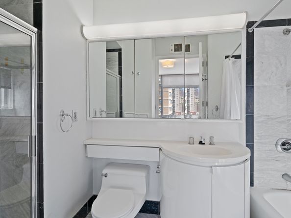 200 East 32nd Street 9B, New York NY 10016