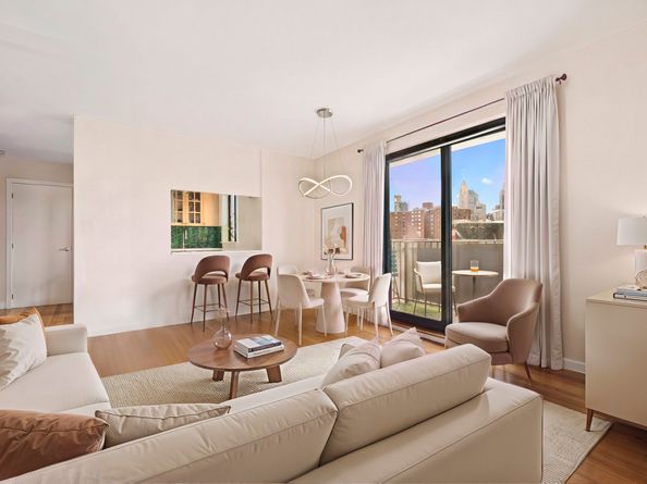 50 Henry Street 7B, New York NY 10002