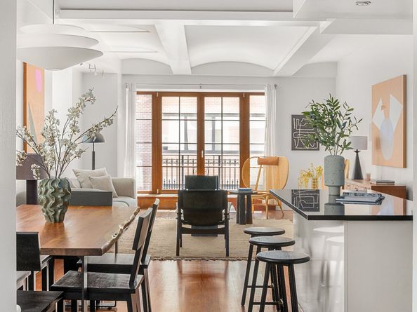 43 West 64th Street 7B, New York NY 10023
