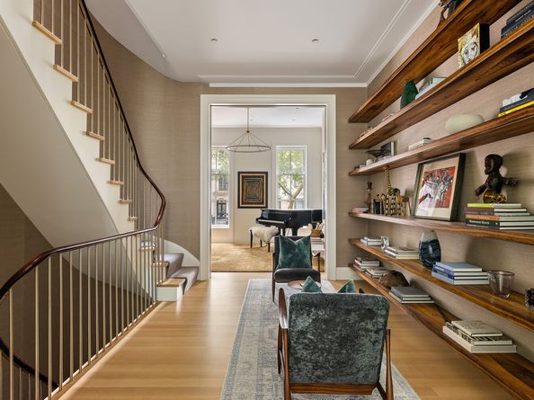 141 East 18th Street, New York NY 10003