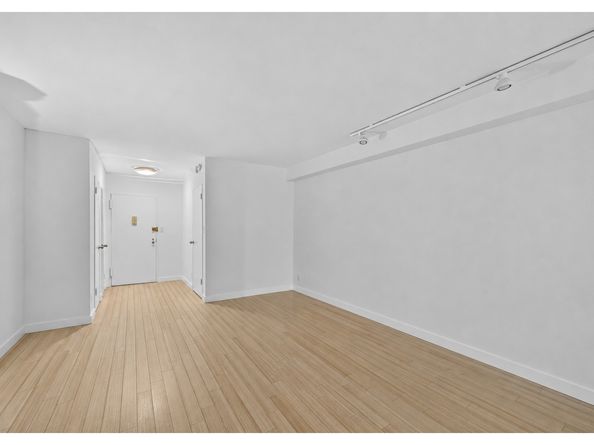 405 East 63rd Street 2B, New York NY 10065