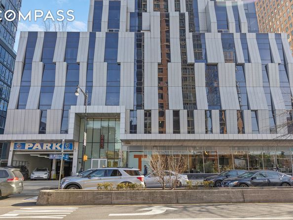 150 Myrtle Avenue 2302, Brooklyn NY 11201