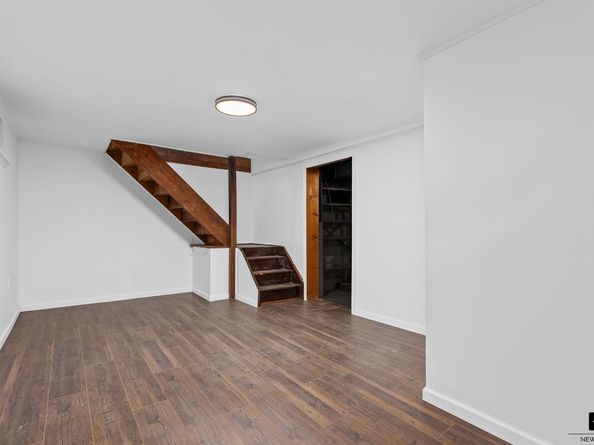 25 Bay Street, Bronx NY 10464