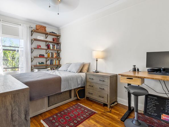 400 Lincoln Place 2B, Brooklyn NY 11238