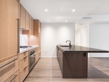 543 West 122nd Street