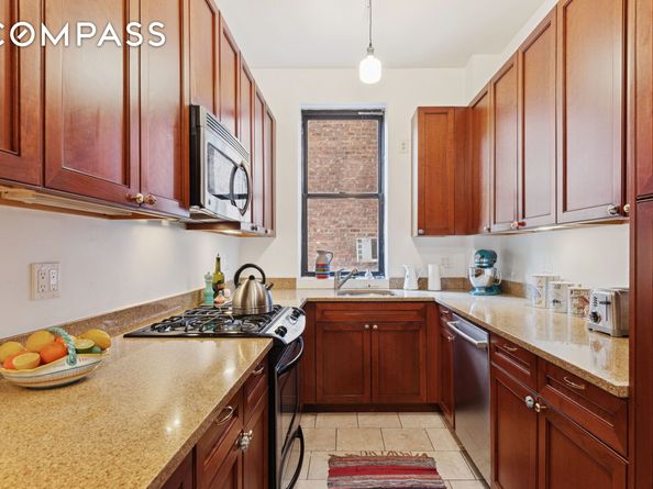 158-18 Riverside Drive W 2M, New York NY 10032