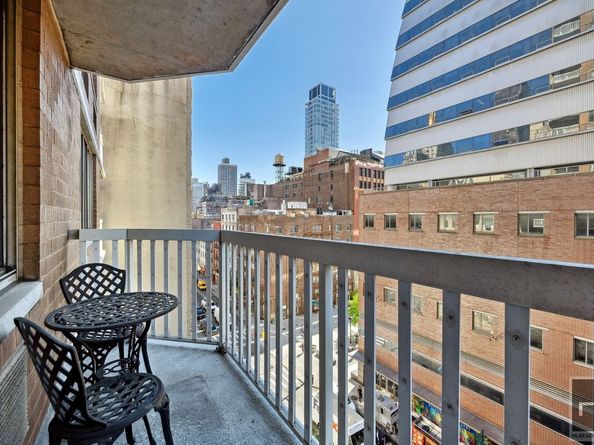 50 Lexington Avenue 8D, New York NY 10010
