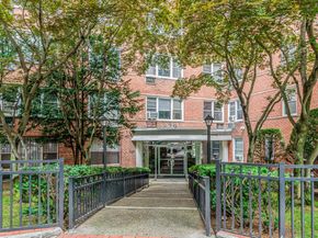 679 West 239th Street 3J, Bronx NY 10463