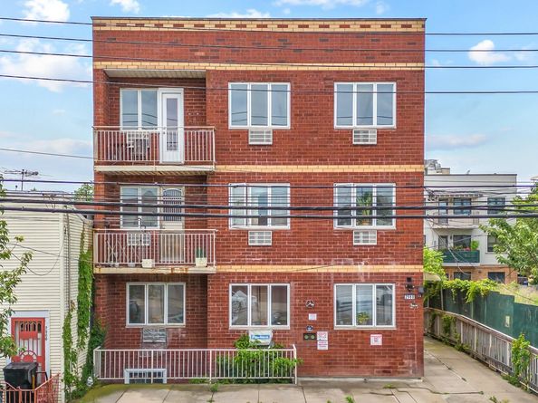 2560 Stillwell Avenue 3A, Brooklyn NY 11223