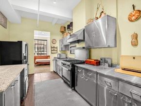 335 West 38th Street 11, New York NY 10018