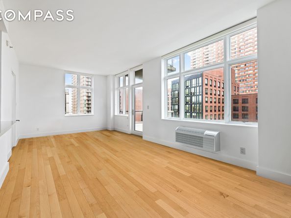 2-26 50th Avenue 10F, Queens NY 11101