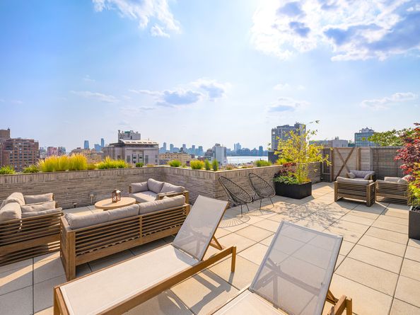 345 West 14th Street 5A, New York NY 10014
