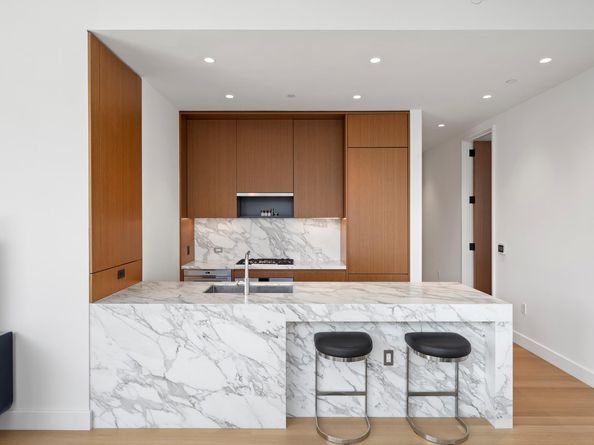 15 East 30th Street 19B, New York NY 10016