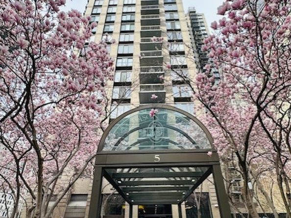 5 East 22nd Street PHN, New York NY 10010