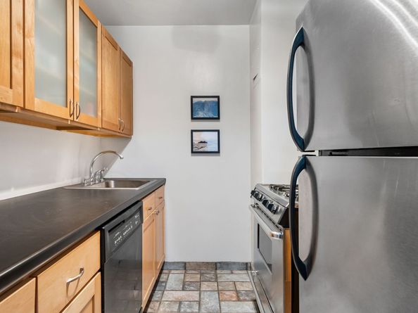 7 East 14th Street 302, New York NY 10003