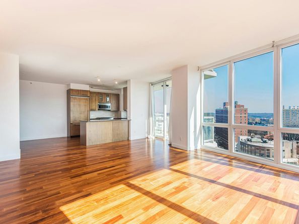 640 West 237th Street 10A, Bronx NY 10463