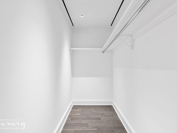45 East 22nd Street 24B, New York NY 10010